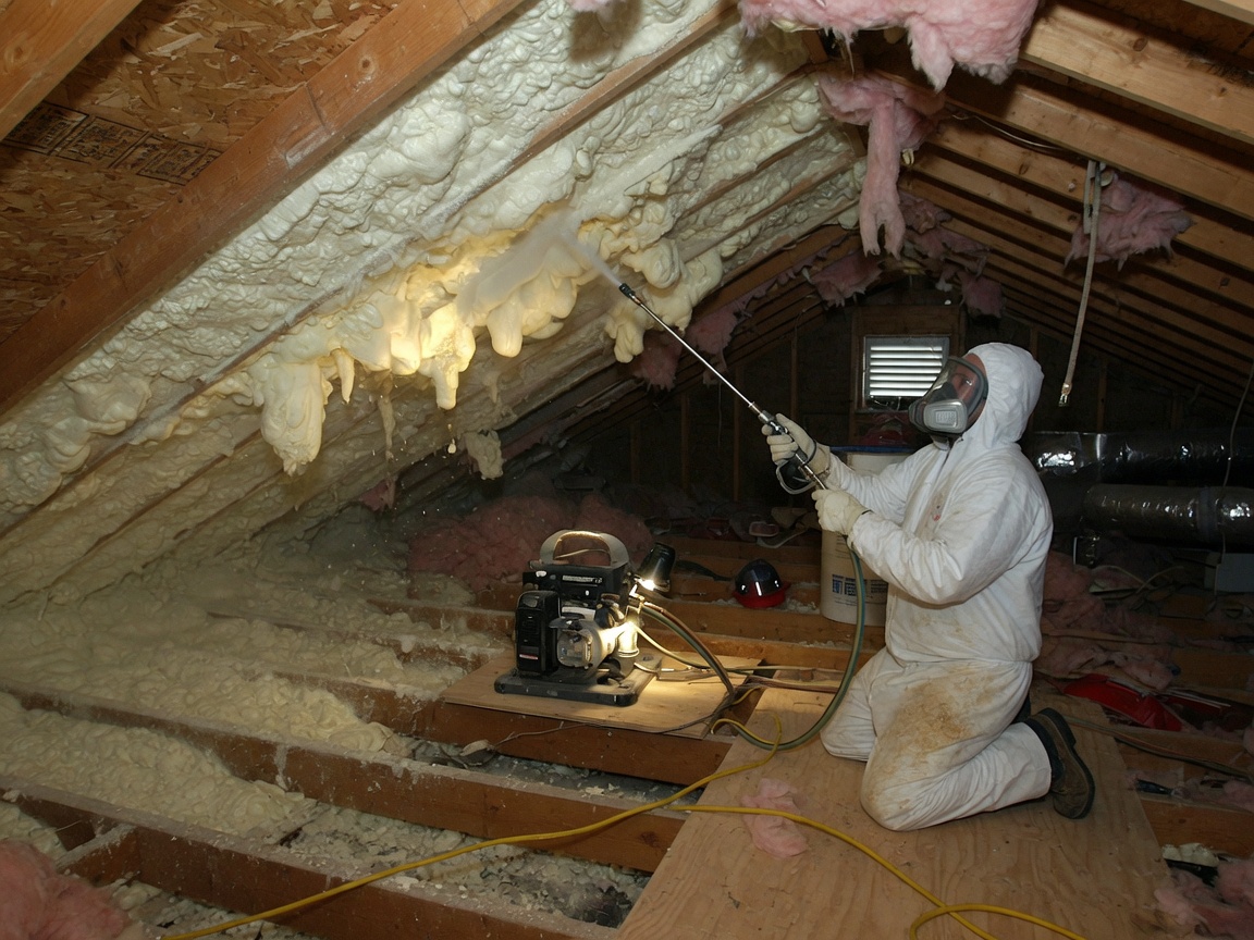 Attic Spray Foam Insulation in Sapulpa, OK